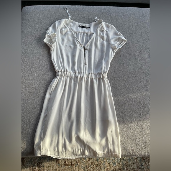 Chic classic casual white dress zara - Picture 1 of 3